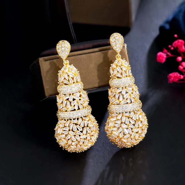 Golden Reception Earrings