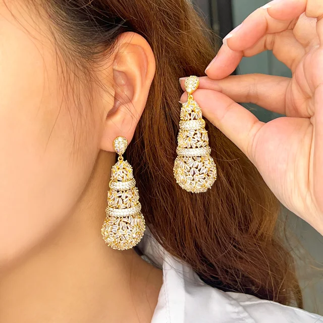 Golden Reception Earrings