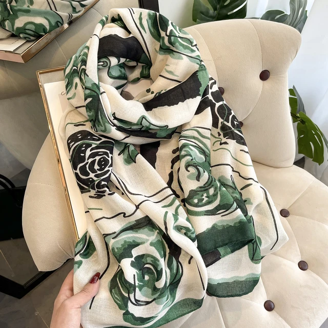 Creamy Garden Cotton Stole