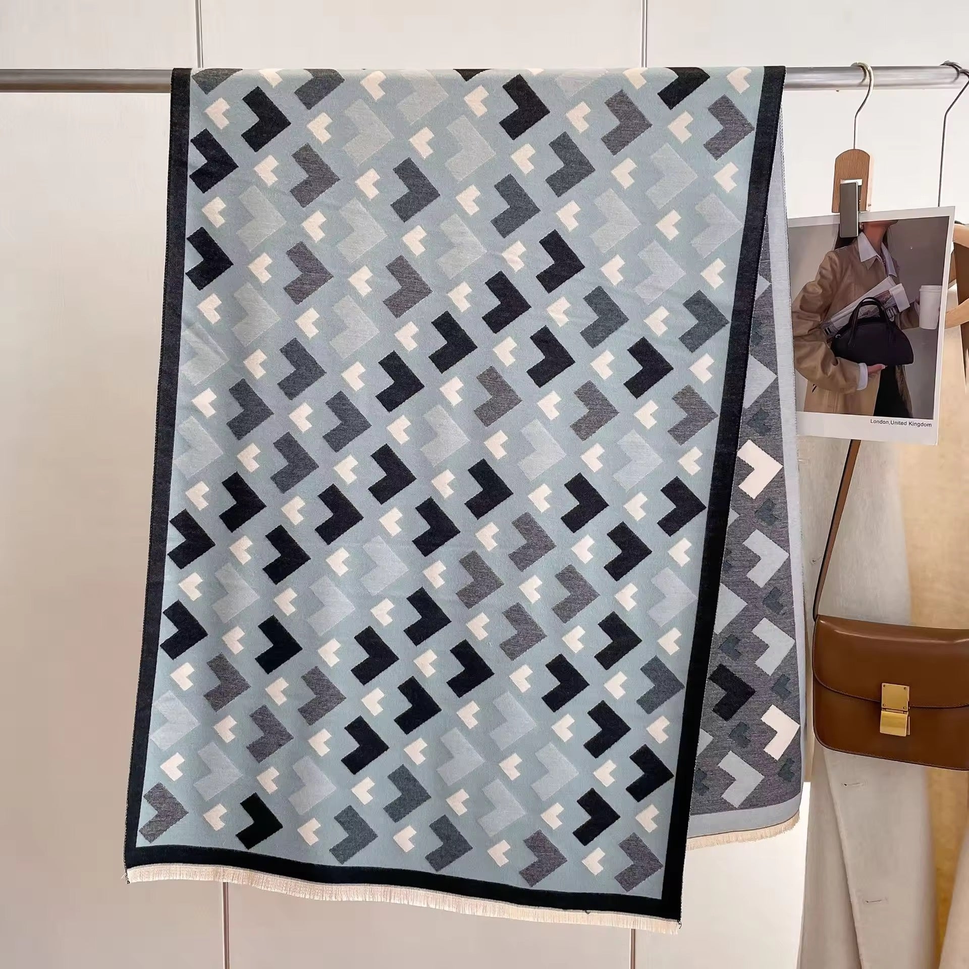 Tetra Twist Shawl
