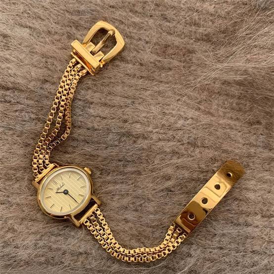 Ismerie Ladies Wrist Watch