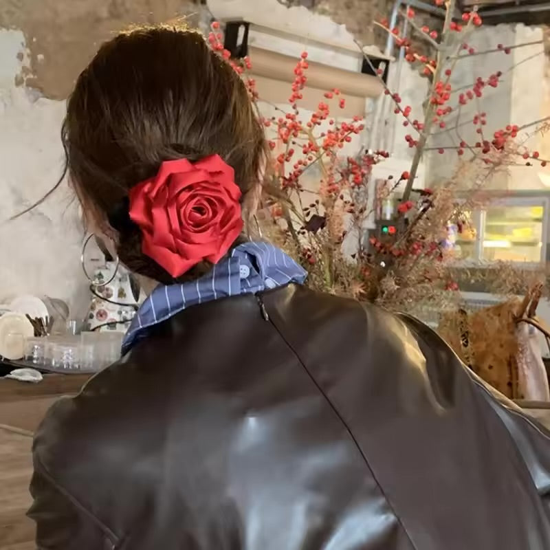 Amorae Scrunchie