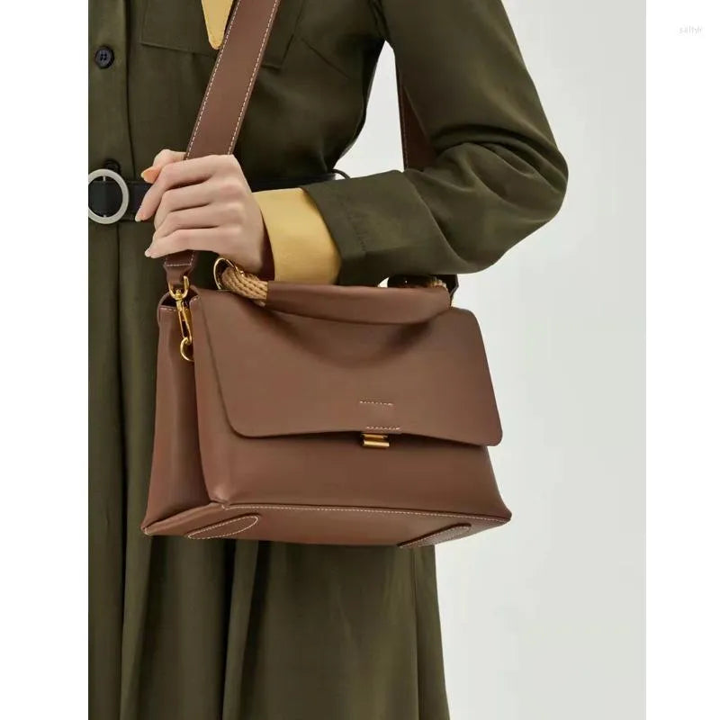 Valencia Vegan Leather Bag (Brown)