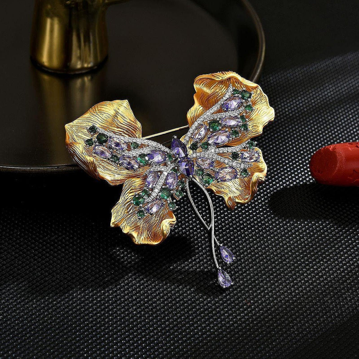 Flutura Zirconia Brooch