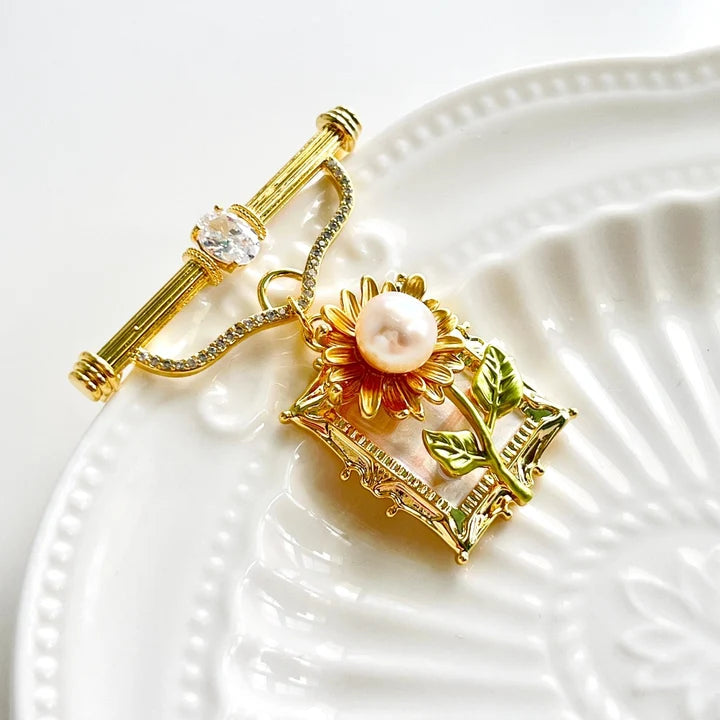 Sunlit Basket Brooch