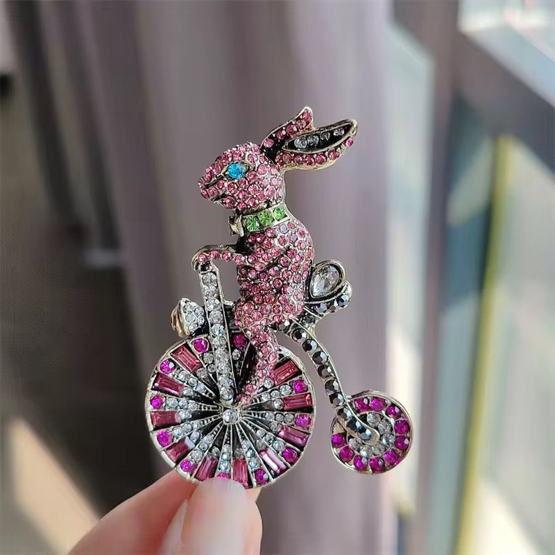 Rosy Spin Brooch