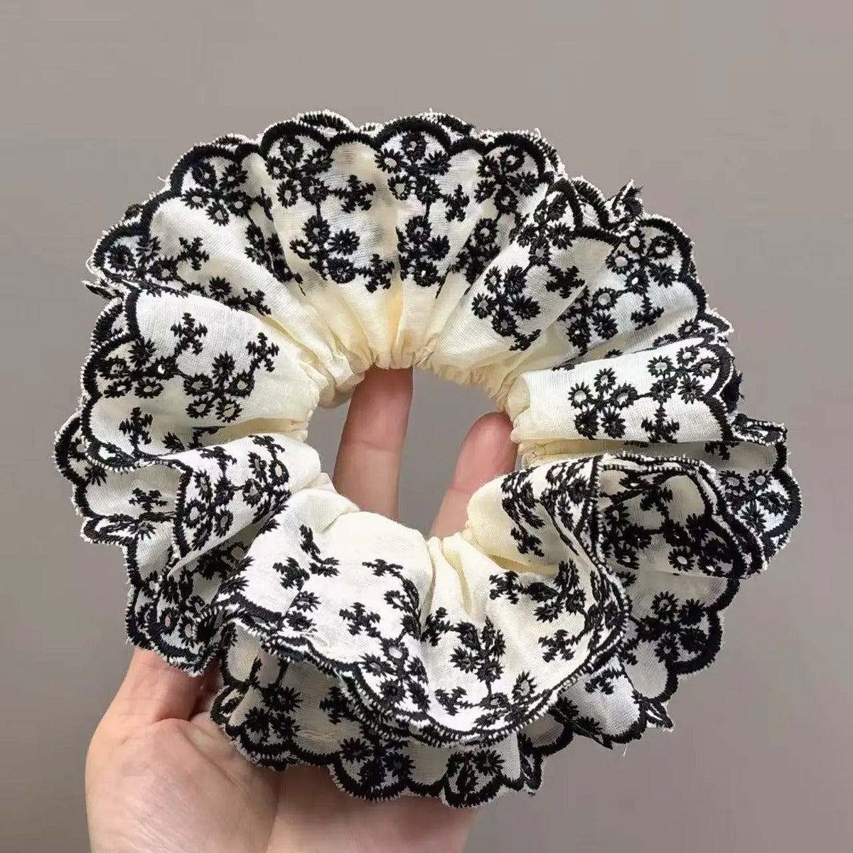 Peririne Scrunchie