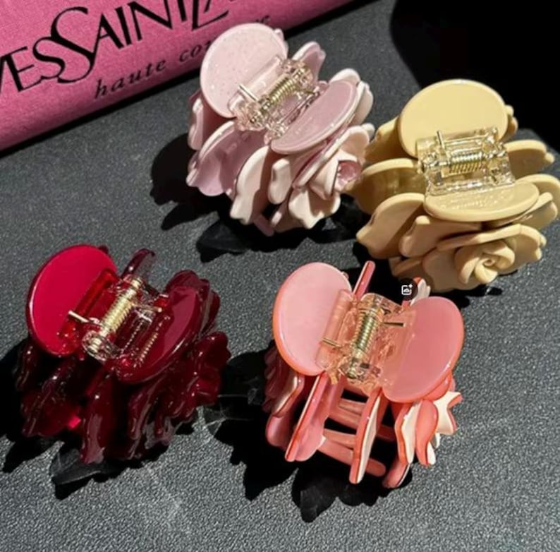 Lustara Claw Clip