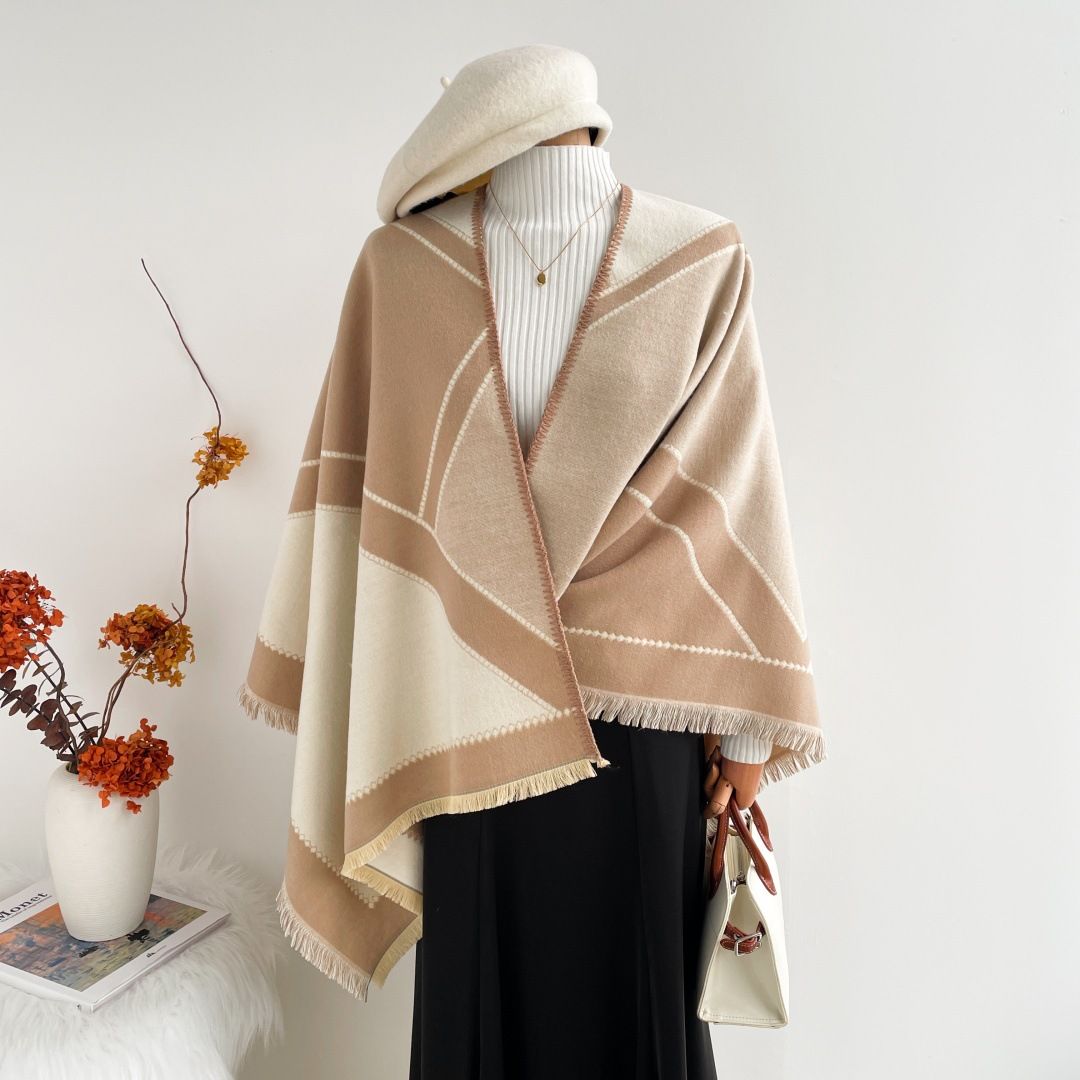 Sandgrip Stripe Poncho