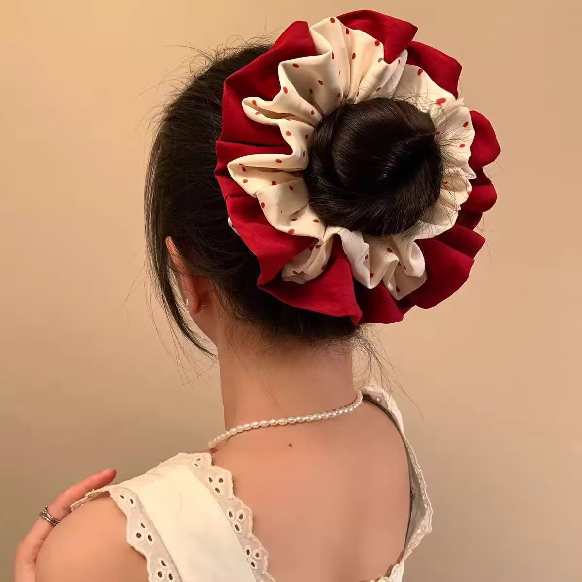 Lushly Scrunchie