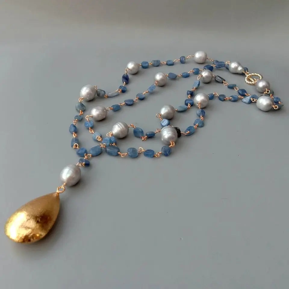 Kyanos Pearl Necklace