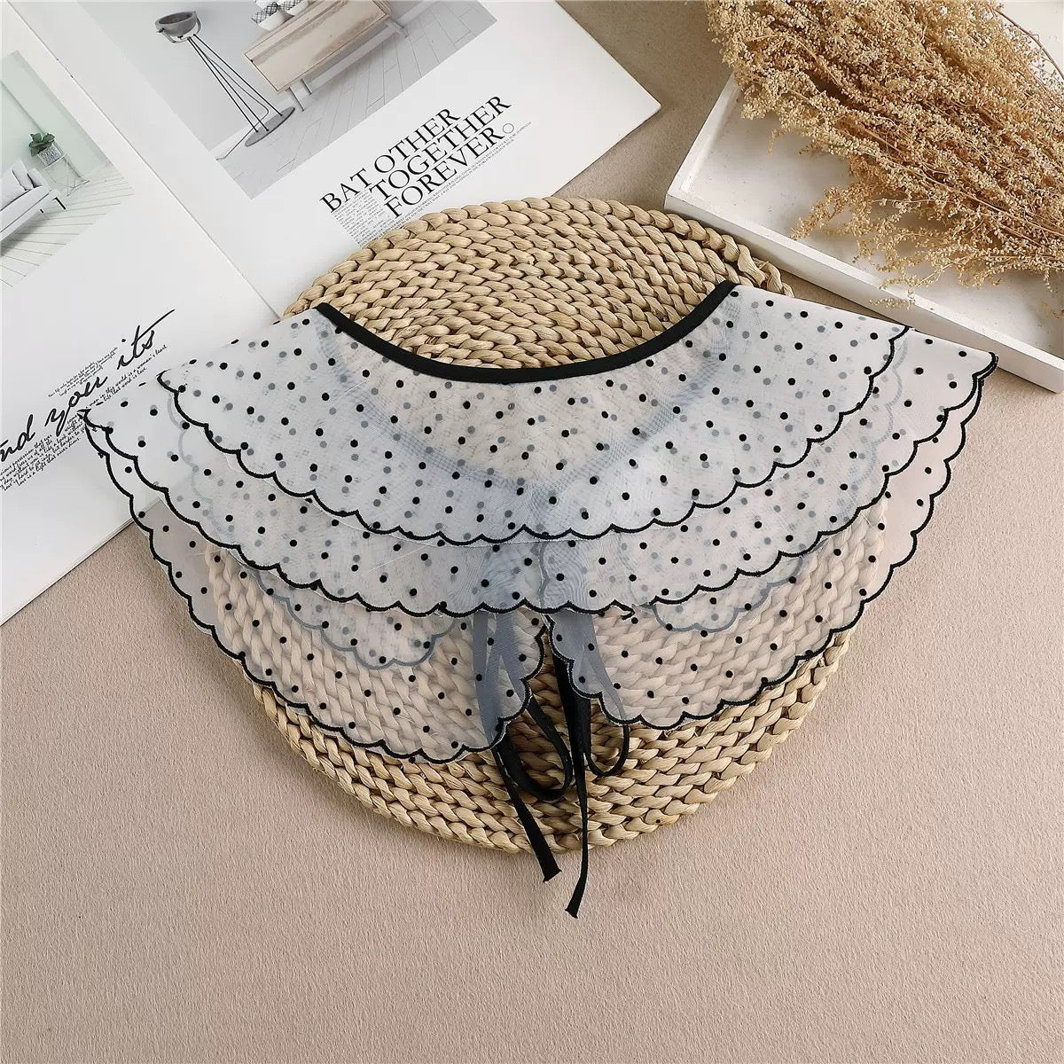 Emberly Fake Collar