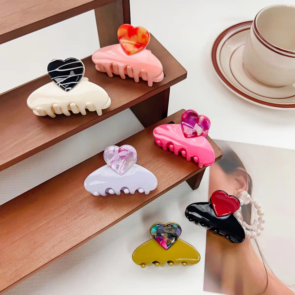 Meringue Claw Clip