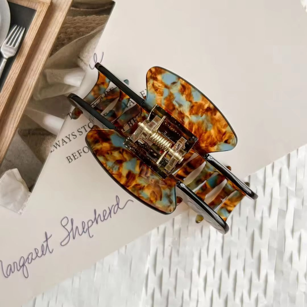 Marble Muse Claw Clip