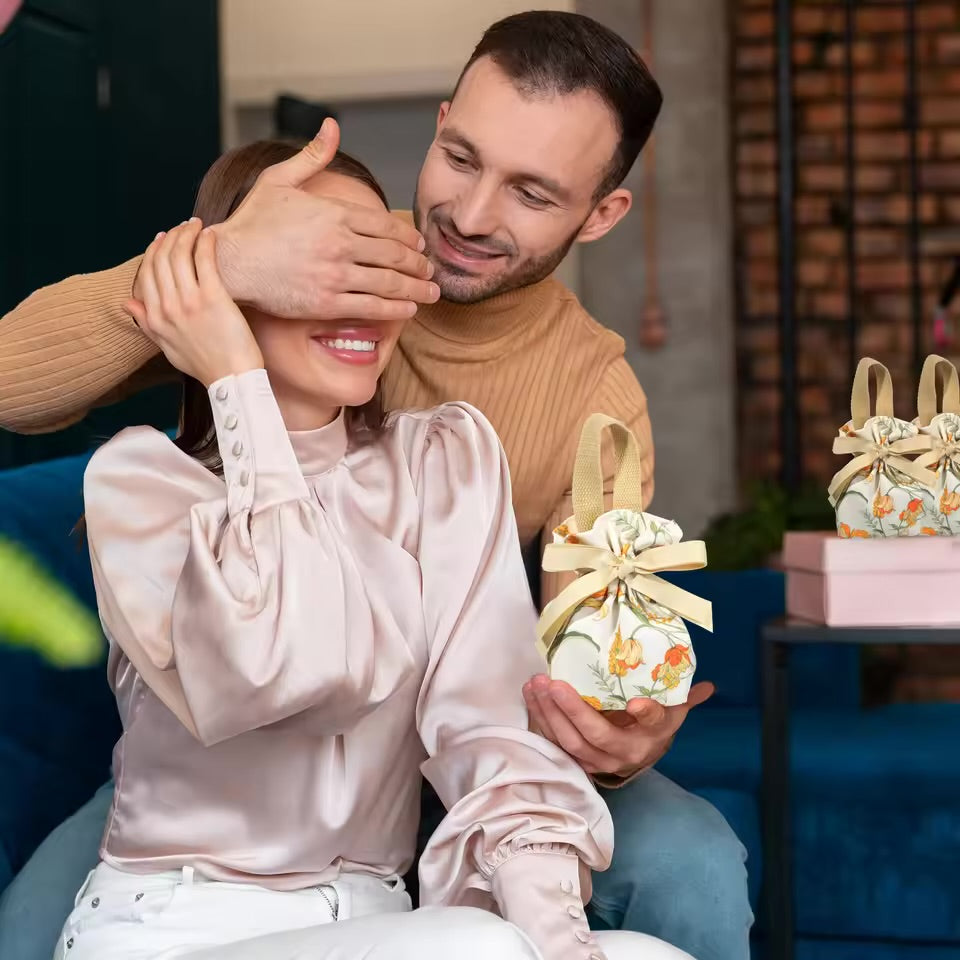 Amorae Gift Pouch (Yellow)