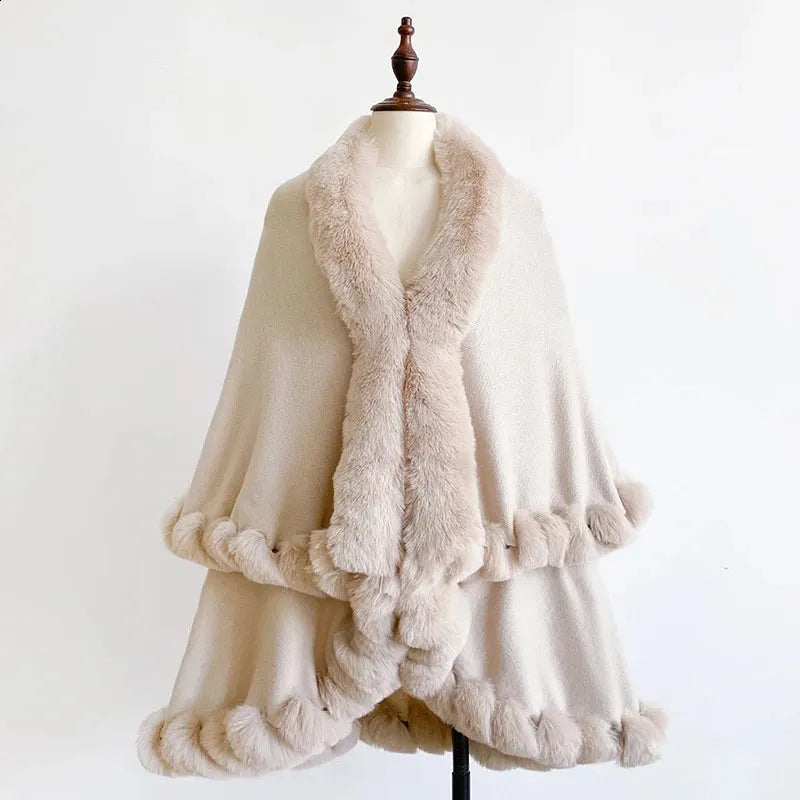 Fluff Poncho (White)