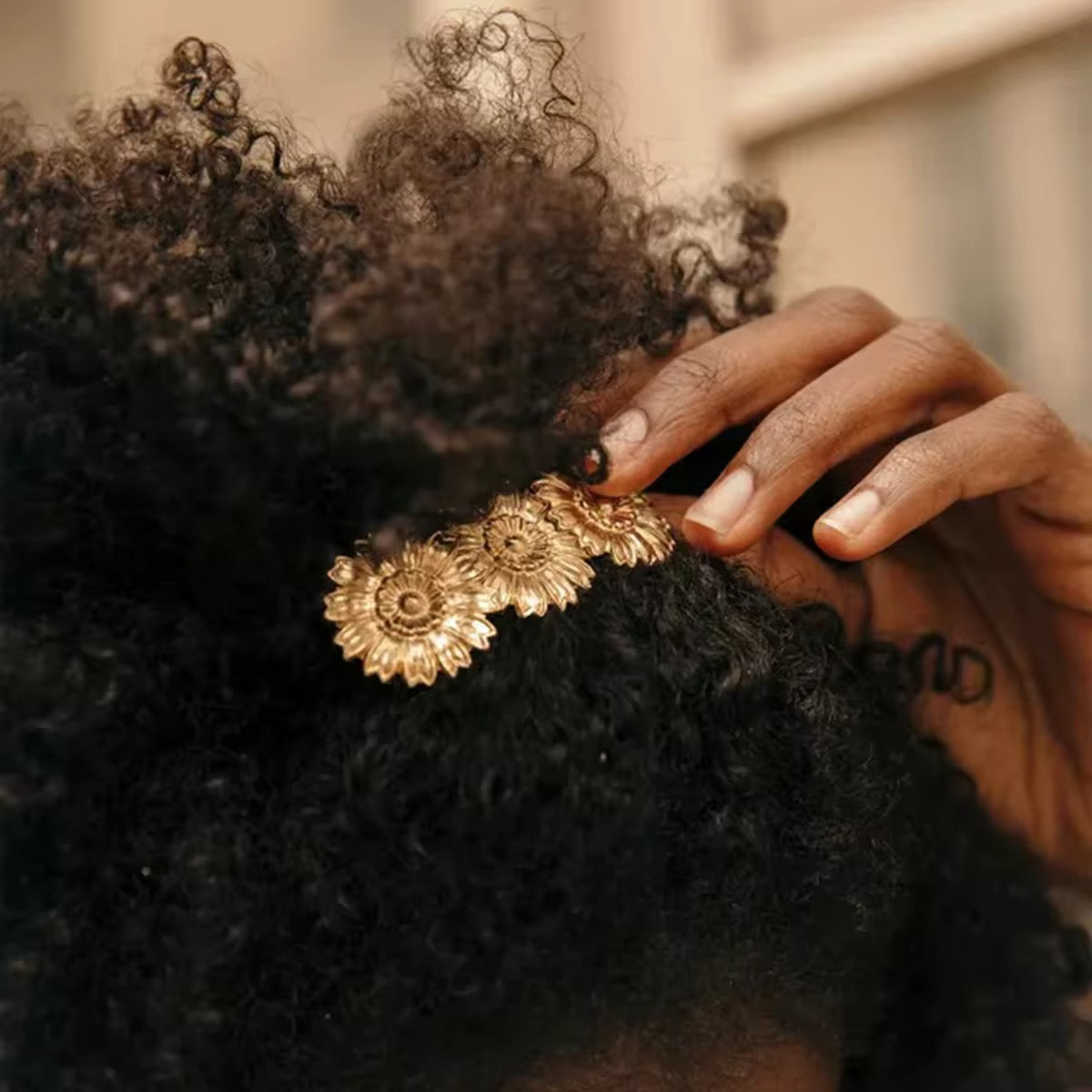 Zella Side Pin