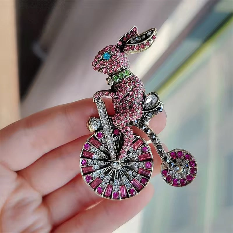 Rosy Spin Brooch