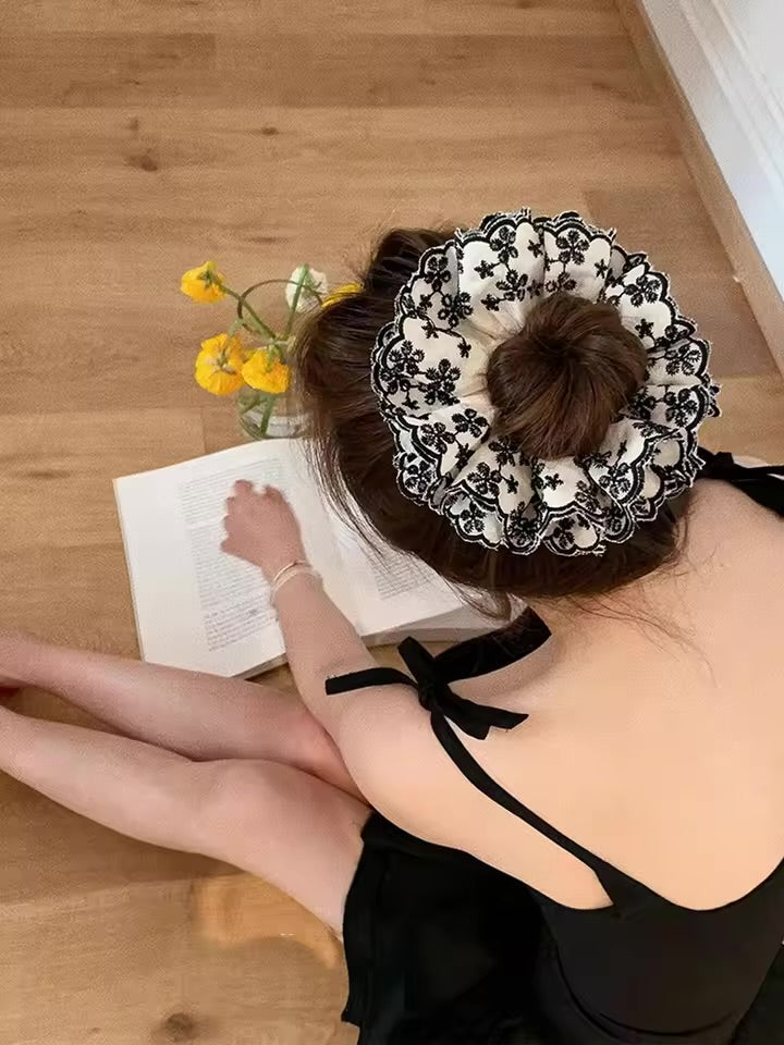 Peririne Scrunchie