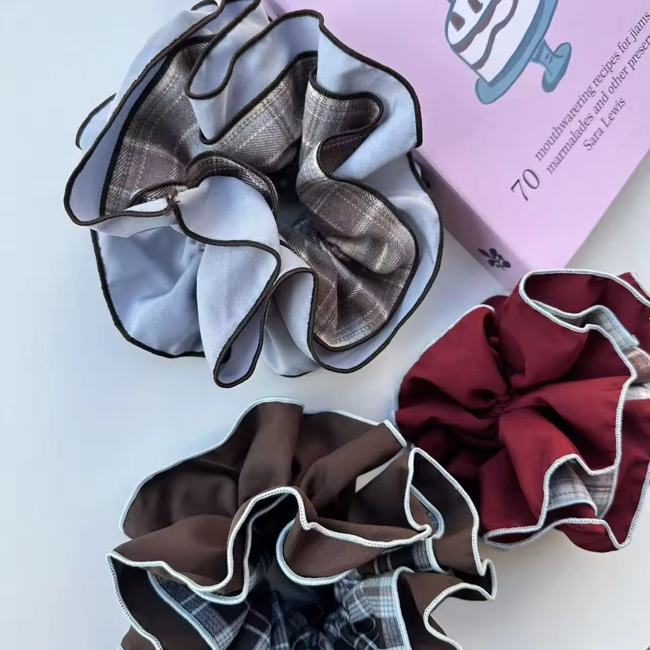 Clara Scrunchie