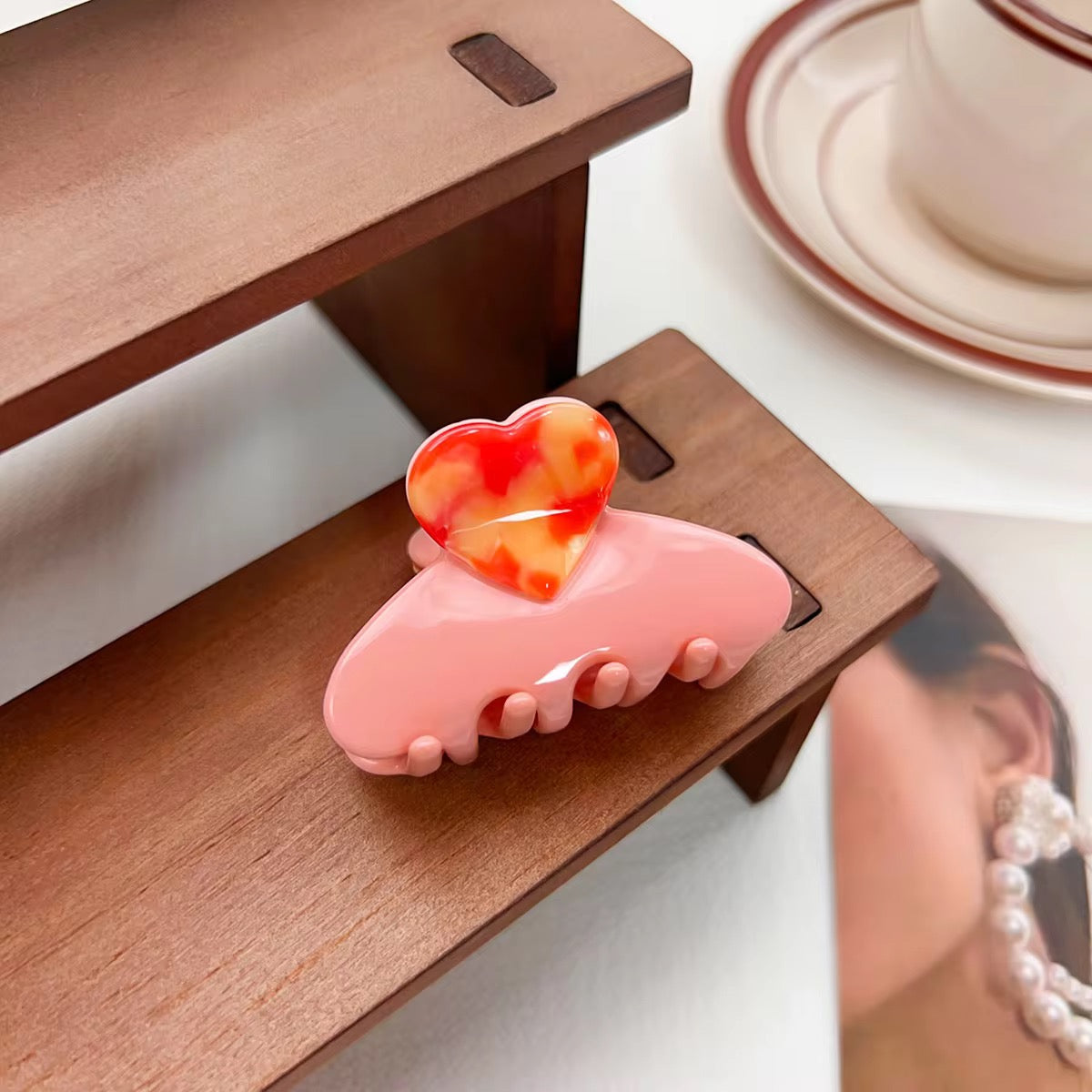 Meringue Claw Clip