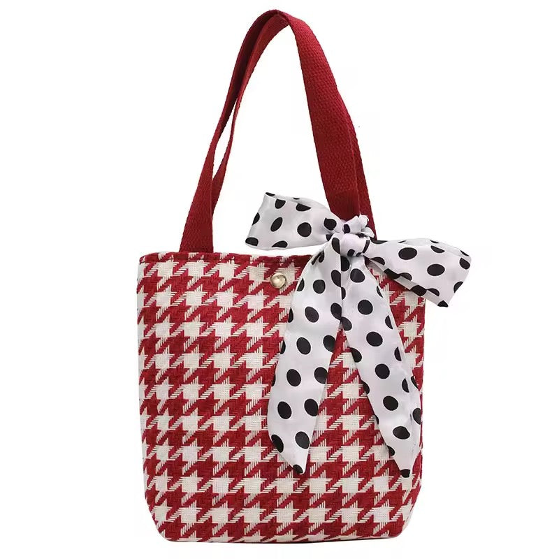 Houndstooth Gift Pouch (Red)
