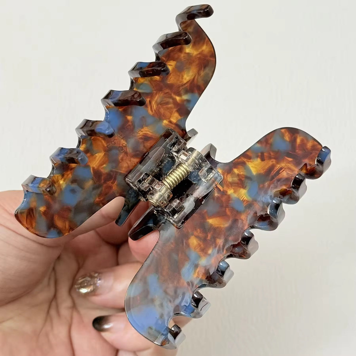 Marble Muse Claw Clip