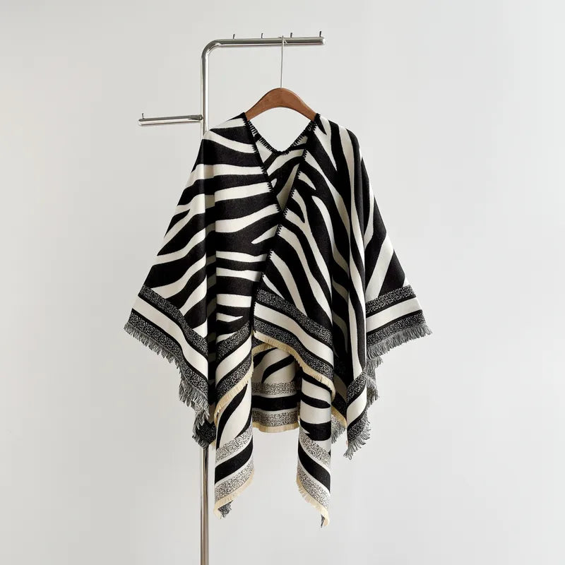 Arvella Monarque Poncho
