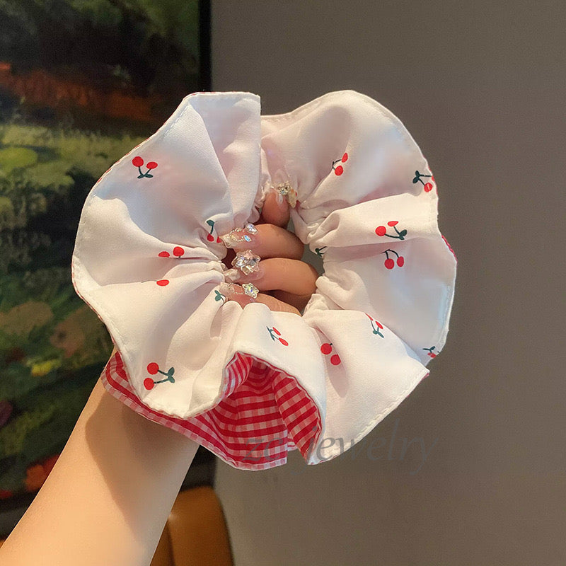 Neaty Scrunchie