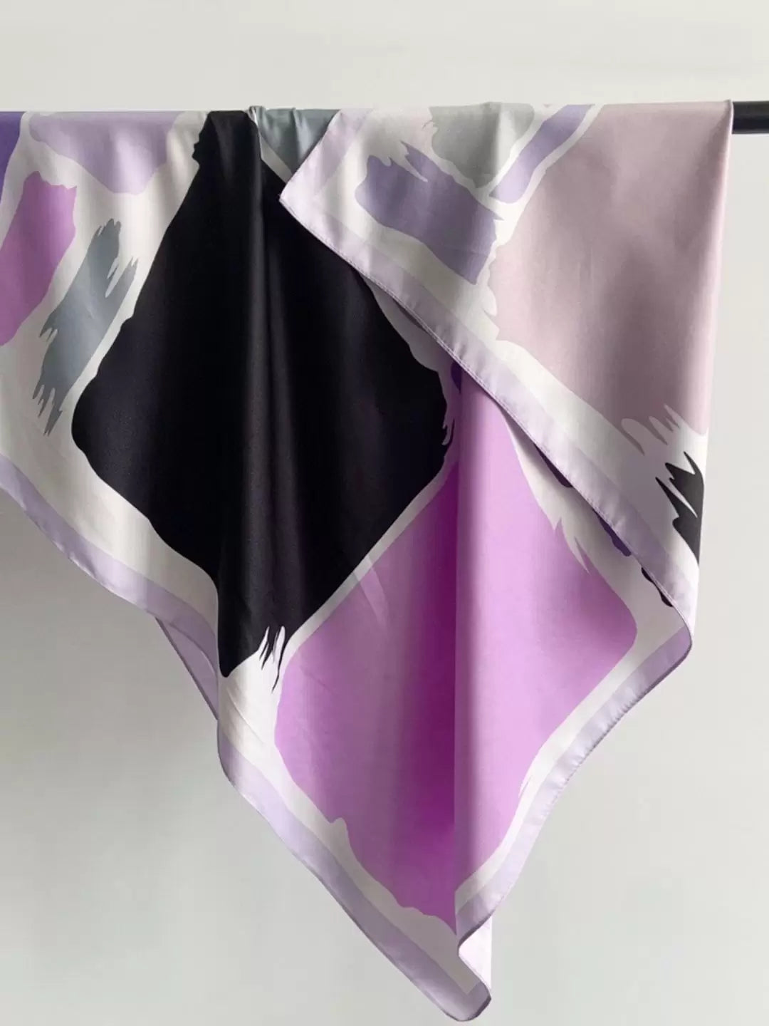 Aria Silk Scarf (90 × 90 cm)