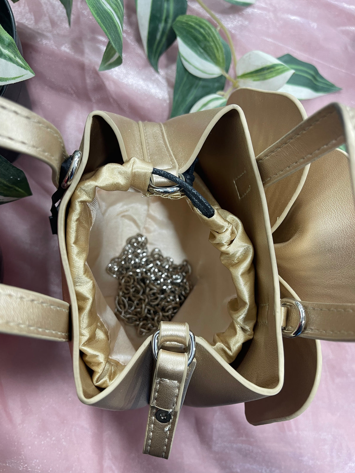 Taylor Vegan Leather Bag (Gold)