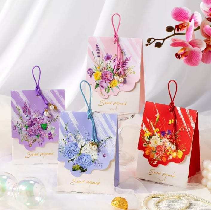 Floral Keepsake Paper Gift Bag