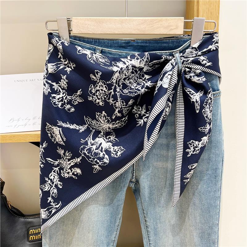 Moonflower Triangle/Waist Scarf