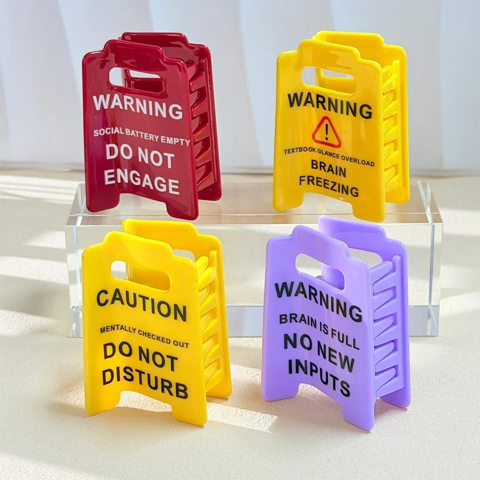 Warning Claw Clip