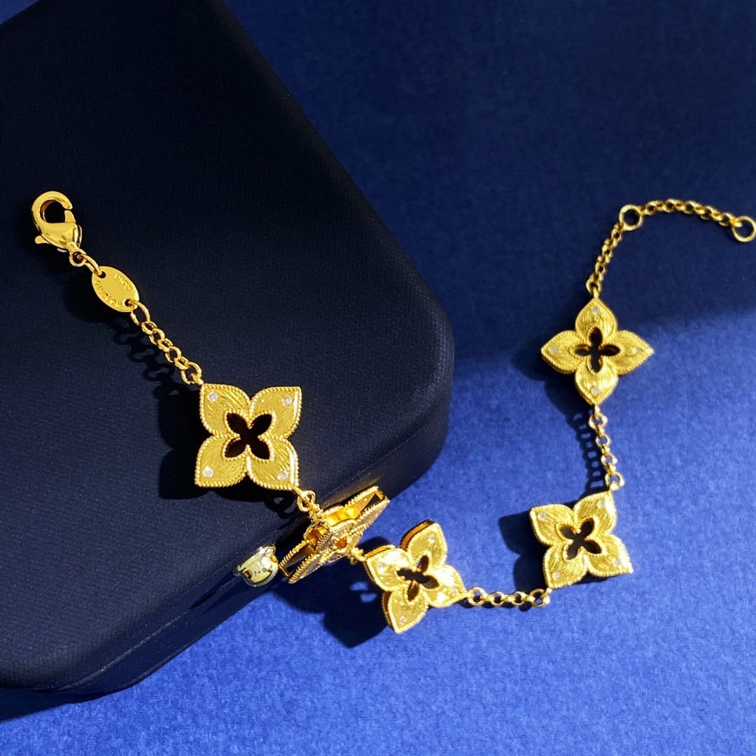 Evadne Fourleaf Chain Bracelet