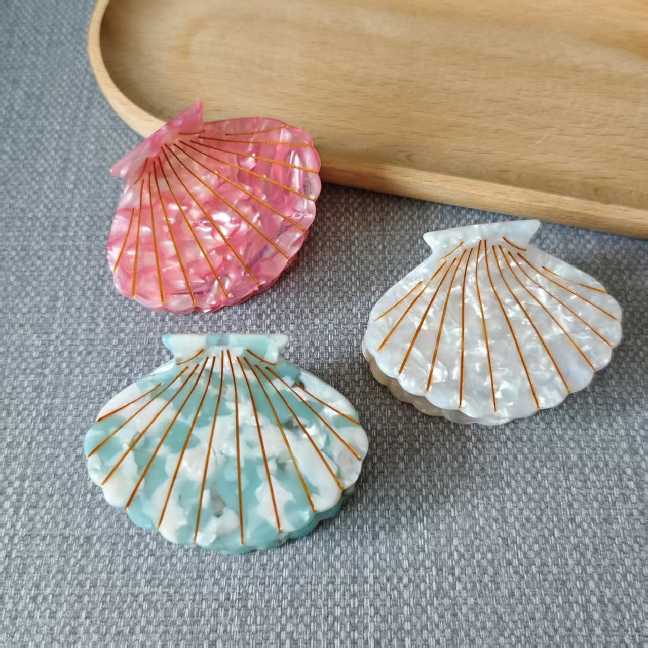 Coastal Shell Claw Clip
