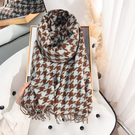 Brunet Check Light Winter Shawl (Blue)