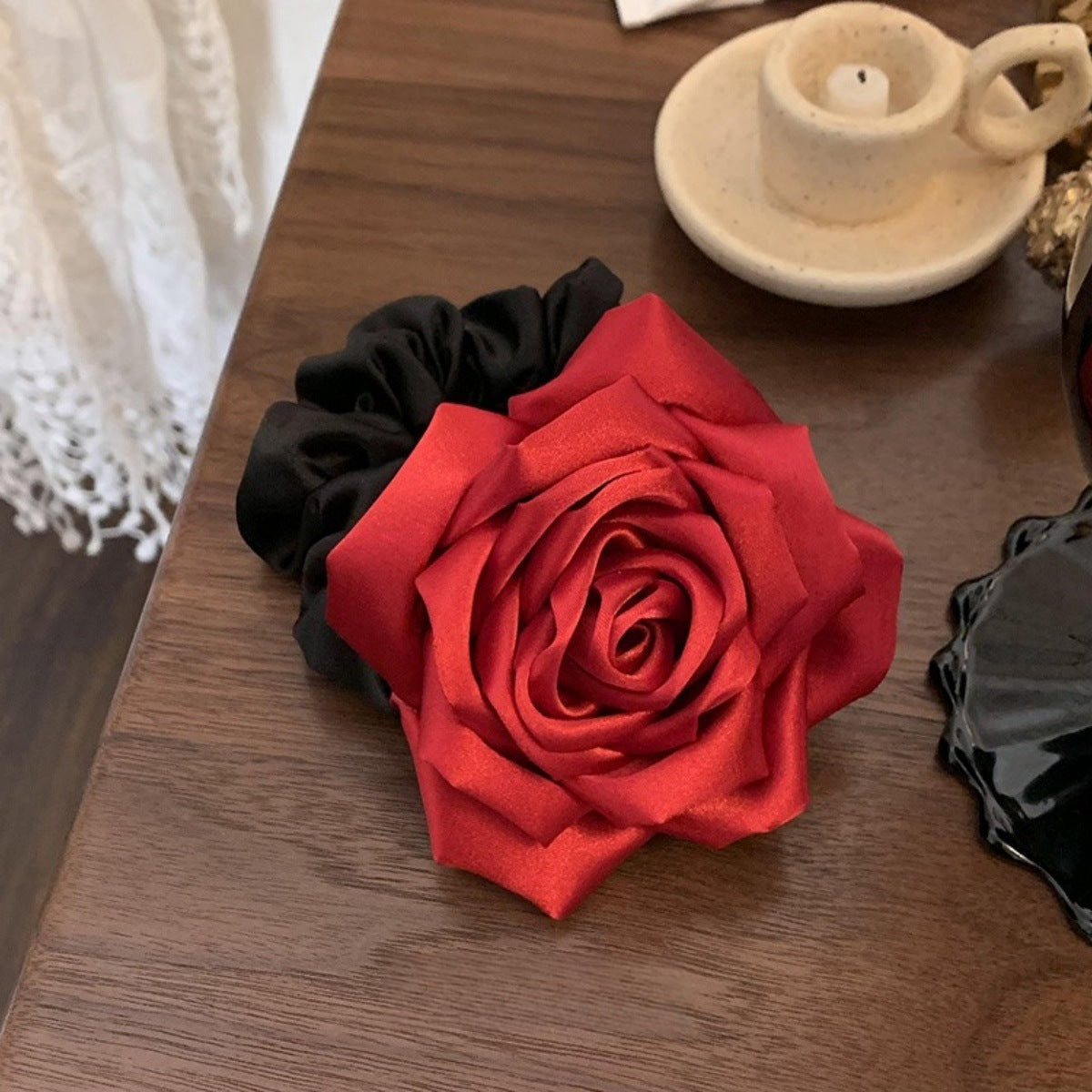 Amorae Scrunchie
