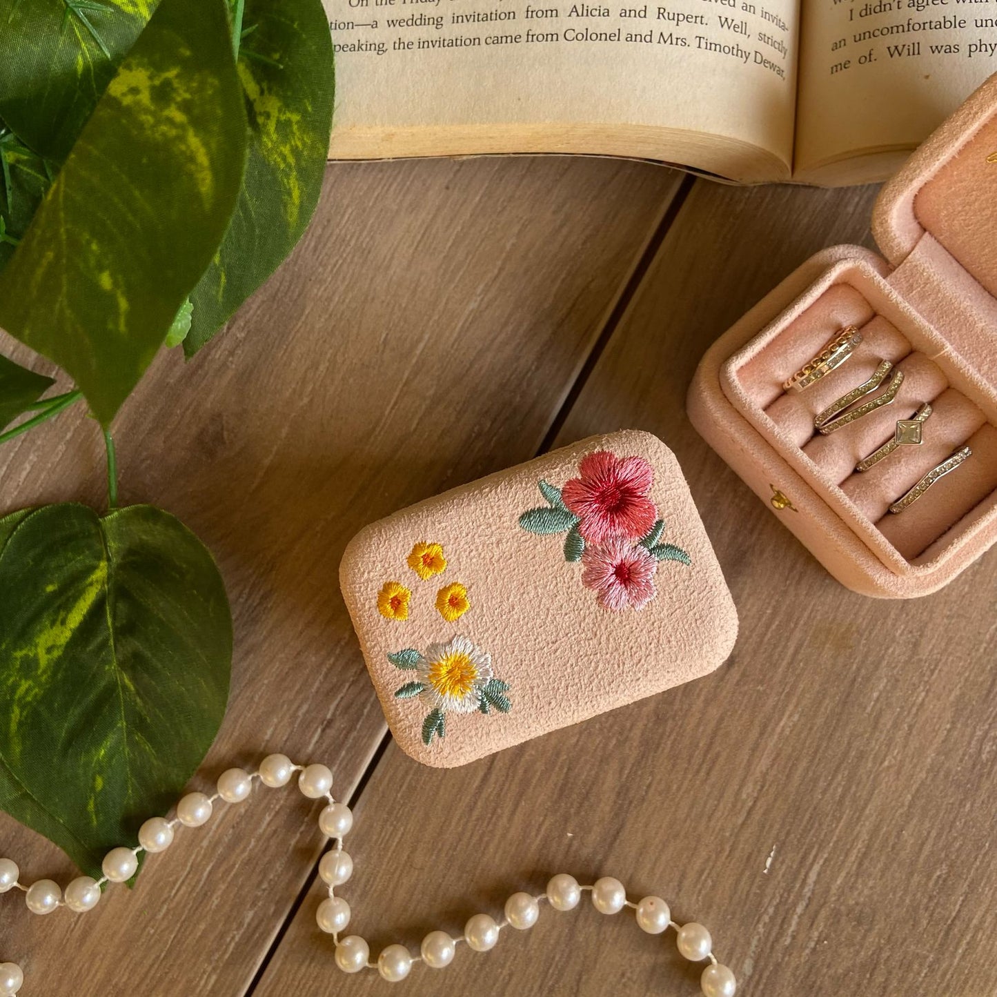 Pine Embroidered Ring Jewelry Box