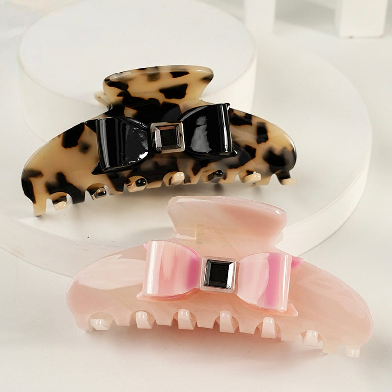 Bowtiful Claw Clip