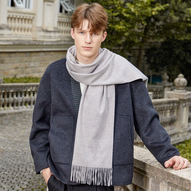Henric Men's Shawl (Silvermist)