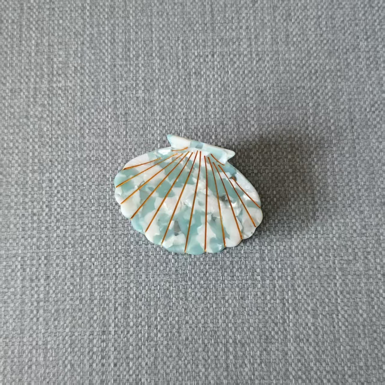Coastal Shell Claw Clip