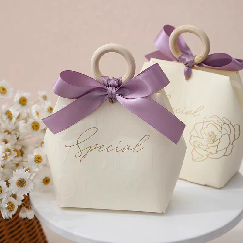 Charmette Gift Pouch (Purple)