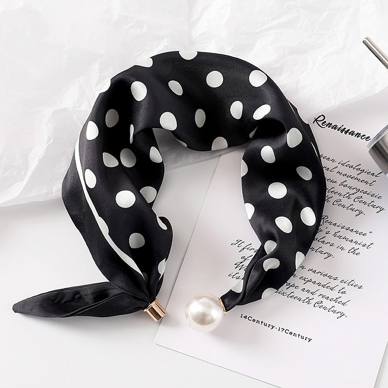 Etolia Magnetic Buckle Scarf with Pearl