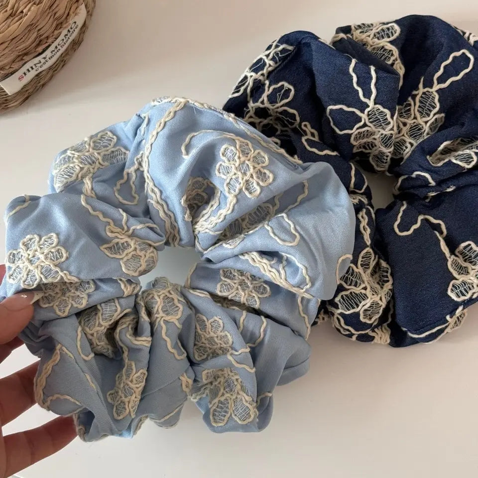 Garden Thread Scrunchie