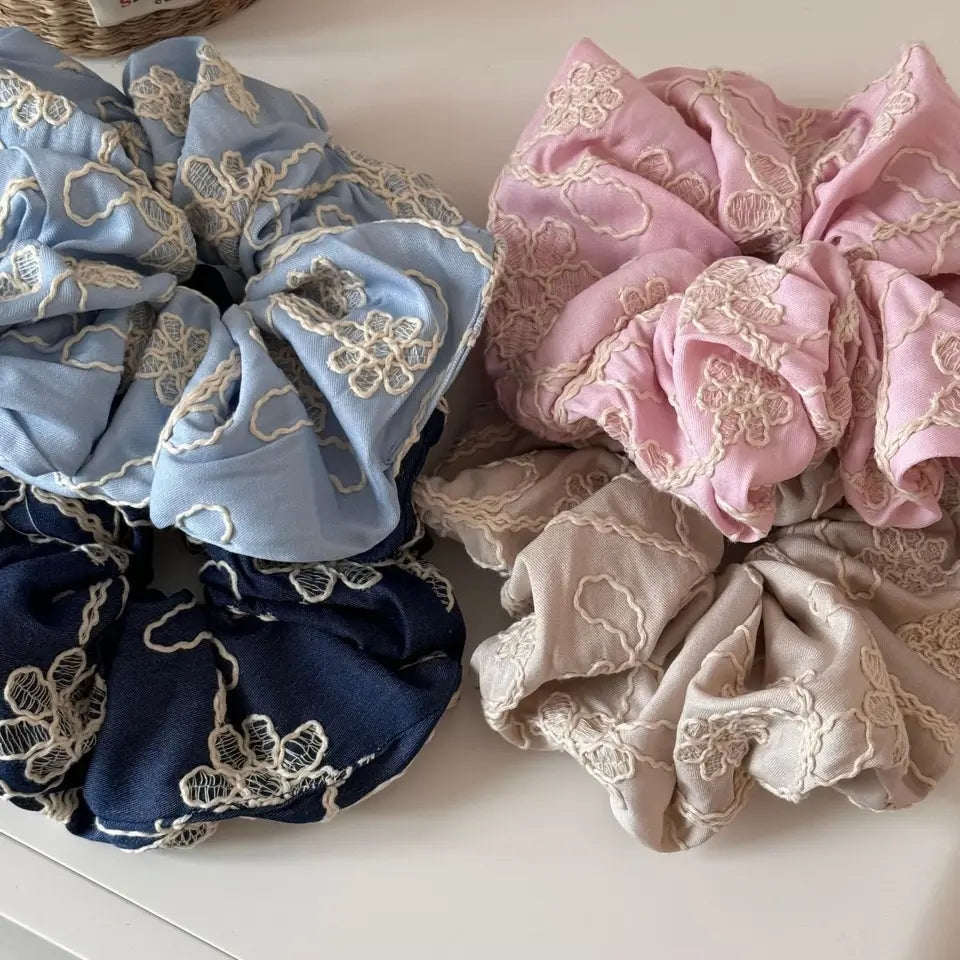 Garden Thread Scrunchie
