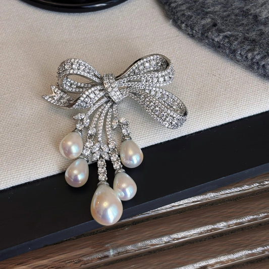 Frostleaf Zirconia Brooch