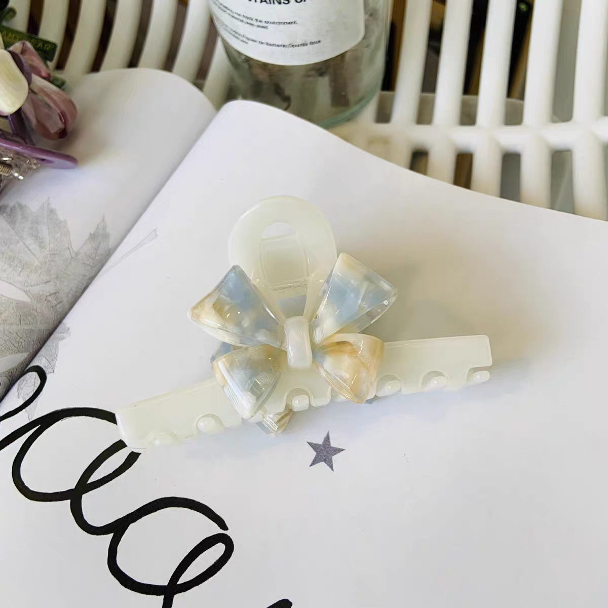 Charmette Bows Claw Clip