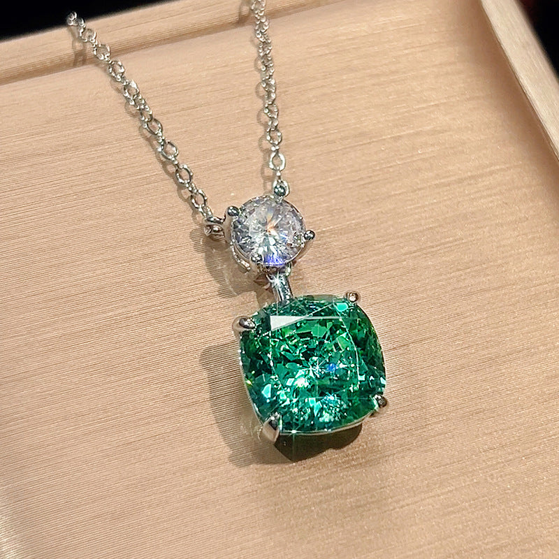 Jadoria Zirconia Set