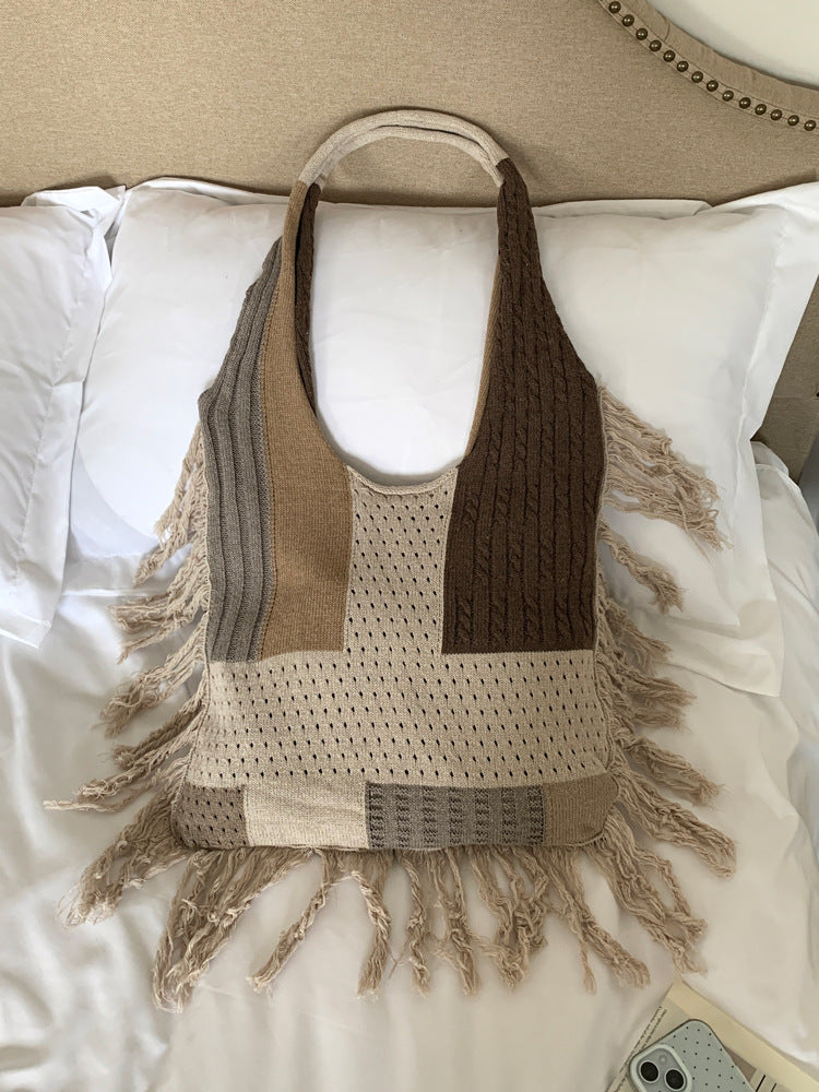 Gravina Knitting Shopper